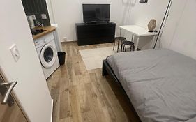 Studio Neuf Rue De Saint Denis
